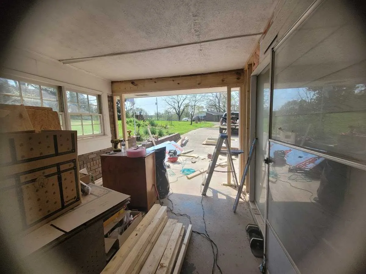 Air movers and dehumidifier for Water Mitigation Services in Louisville